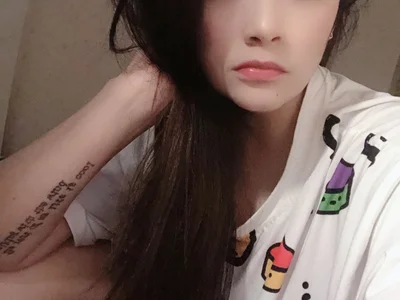 Daisy-77 video